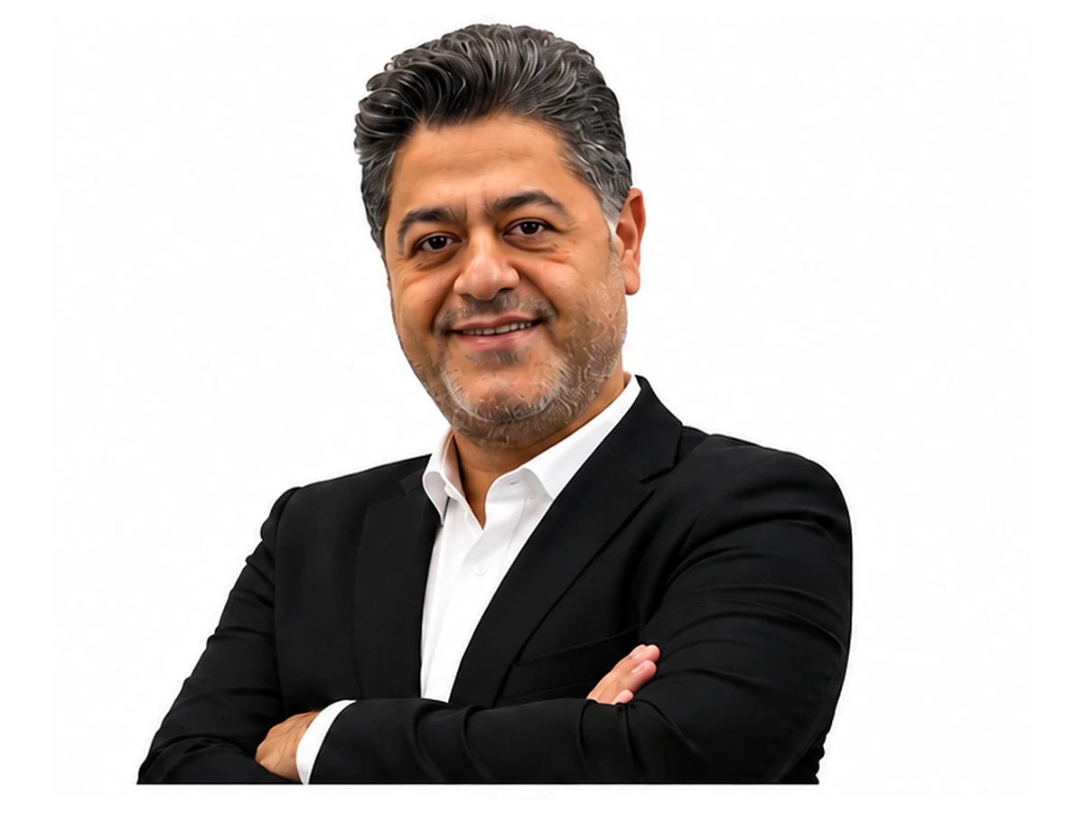 استاد ارش عمید