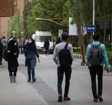 جو علمی بین دانشجویان دانشگاه شریف